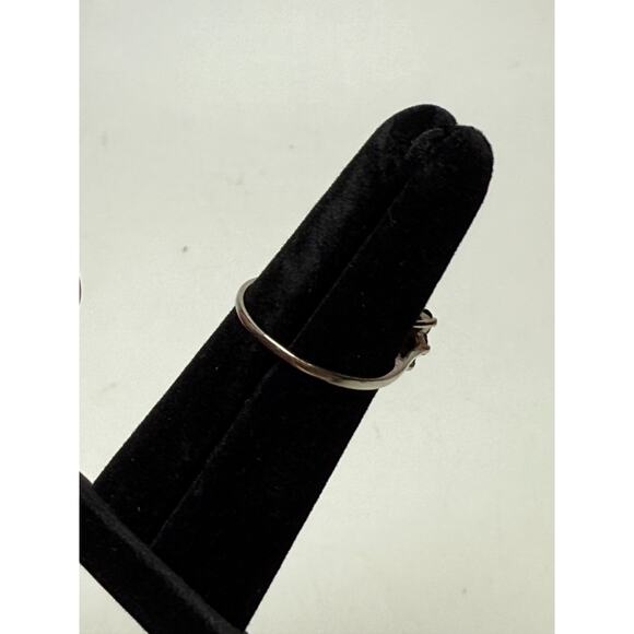 Vintage 10K White Gold Cluster Ring Natural Blue Sapphires 2.12 grams Size 6 - Picture 7 of 10